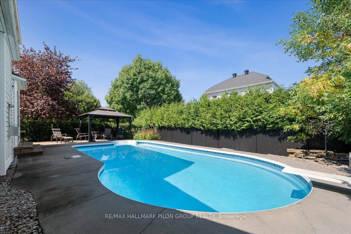 Photo 22 of 2314 Valleywood Place, Ottawa, Chapel Hill South - Orleans Village — HOMEH