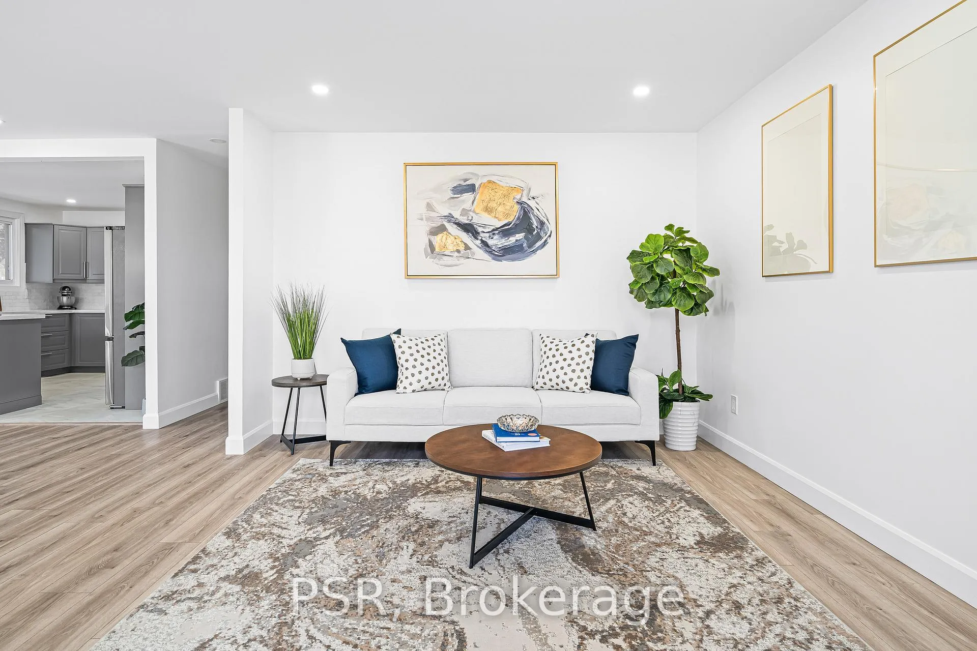 Photo 10 of 173 Bellingham Drive, Hamilton, Lawfield — HOMEH