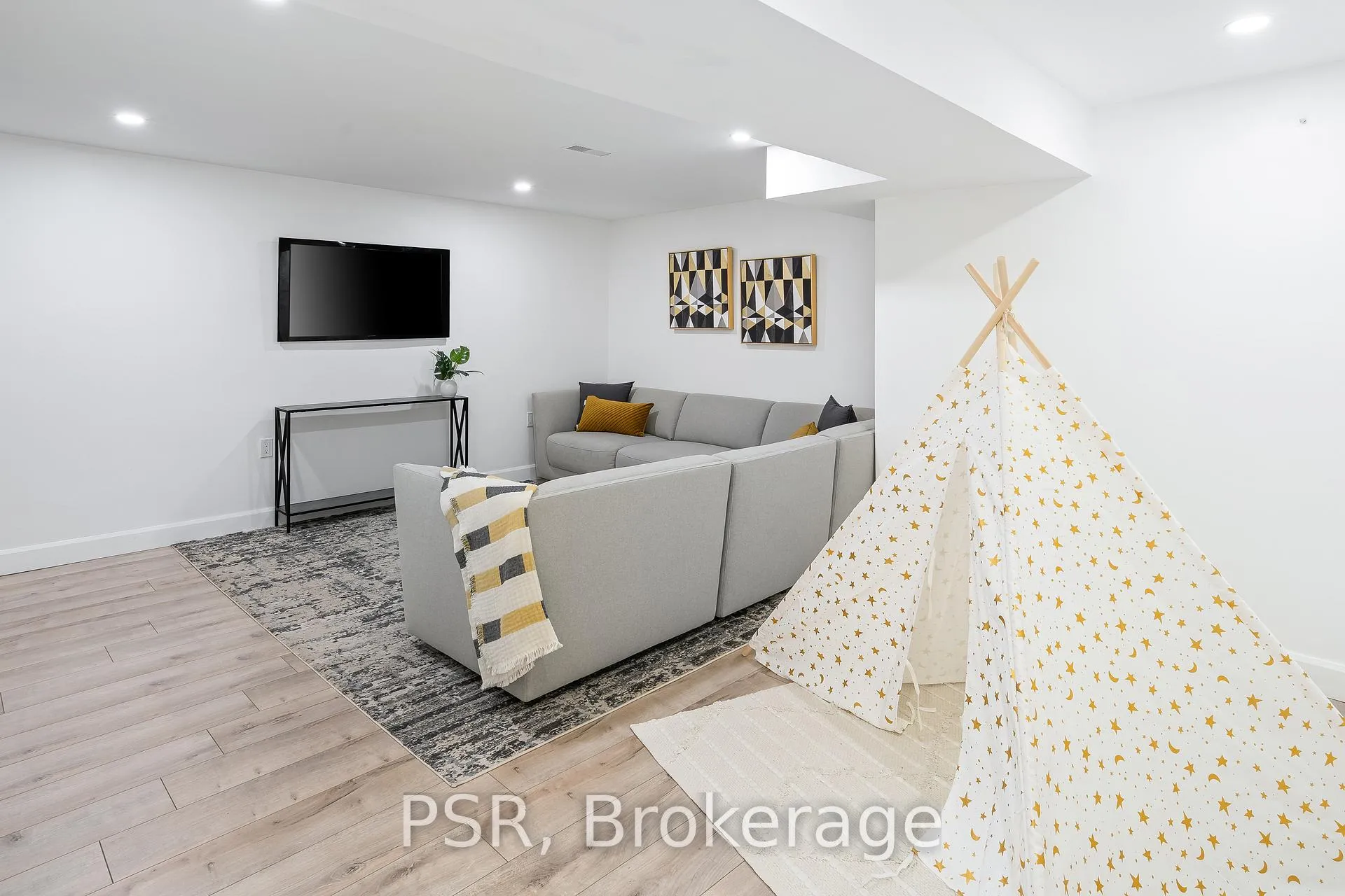 Photo 58 of 173 Bellingham Drive, Hamilton, Lawfield — HOMEH