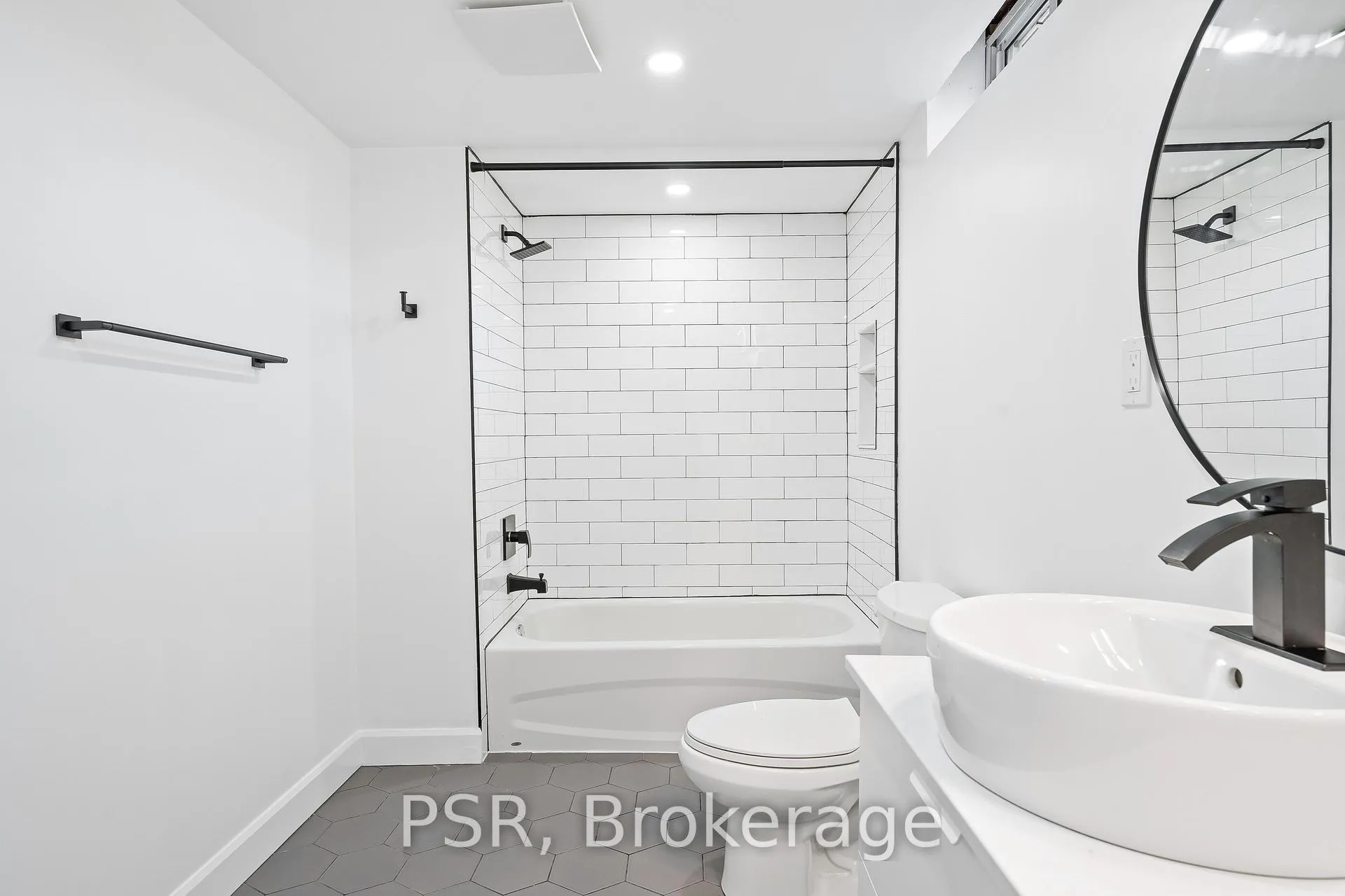 Photo 74 of 173 Bellingham Drive, Hamilton, Lawfield — HOMEH
