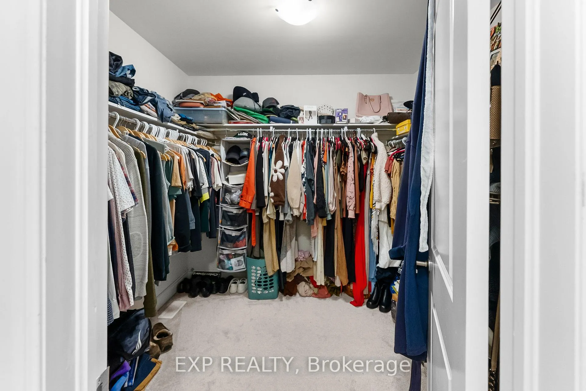Photo 22 of 7712 Tupelo Crescent, Niagara Falls, Brown — HOMEH