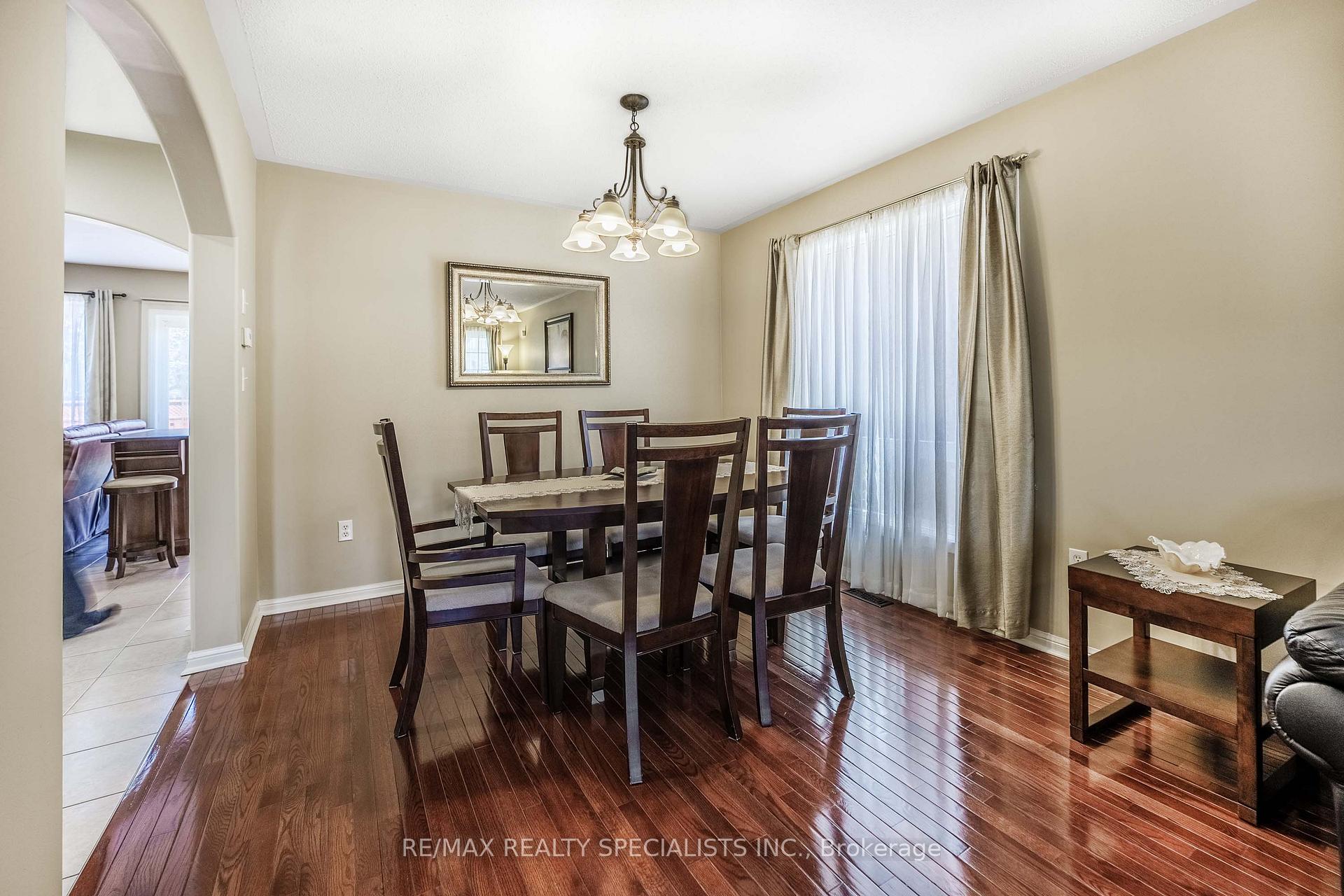 Photo 10 of 1353 Clark Boulevard, Milton, Beaty — HOMEH