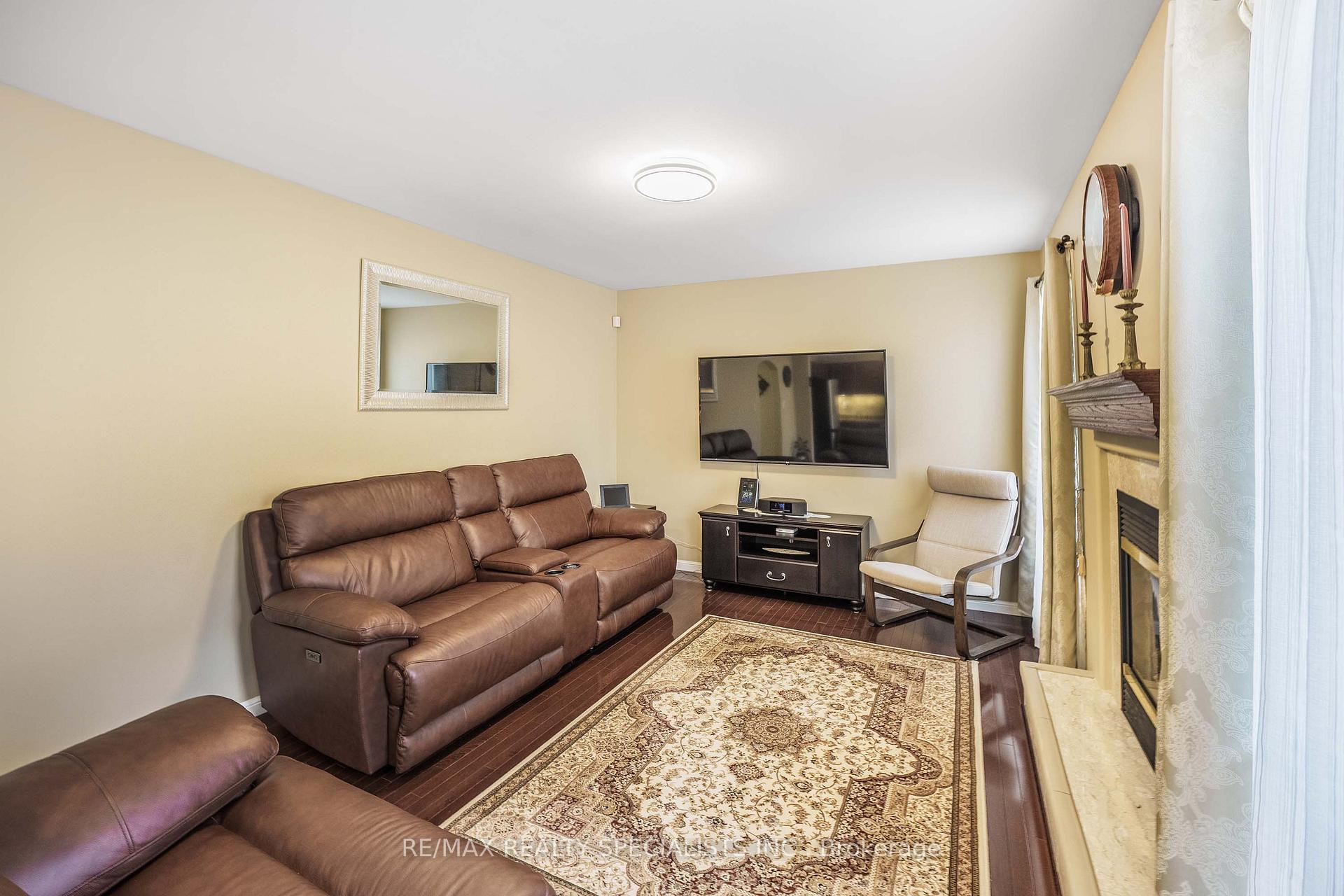 Photo 14 of 1353 Clark Boulevard, Milton, Beaty — HOMEH
