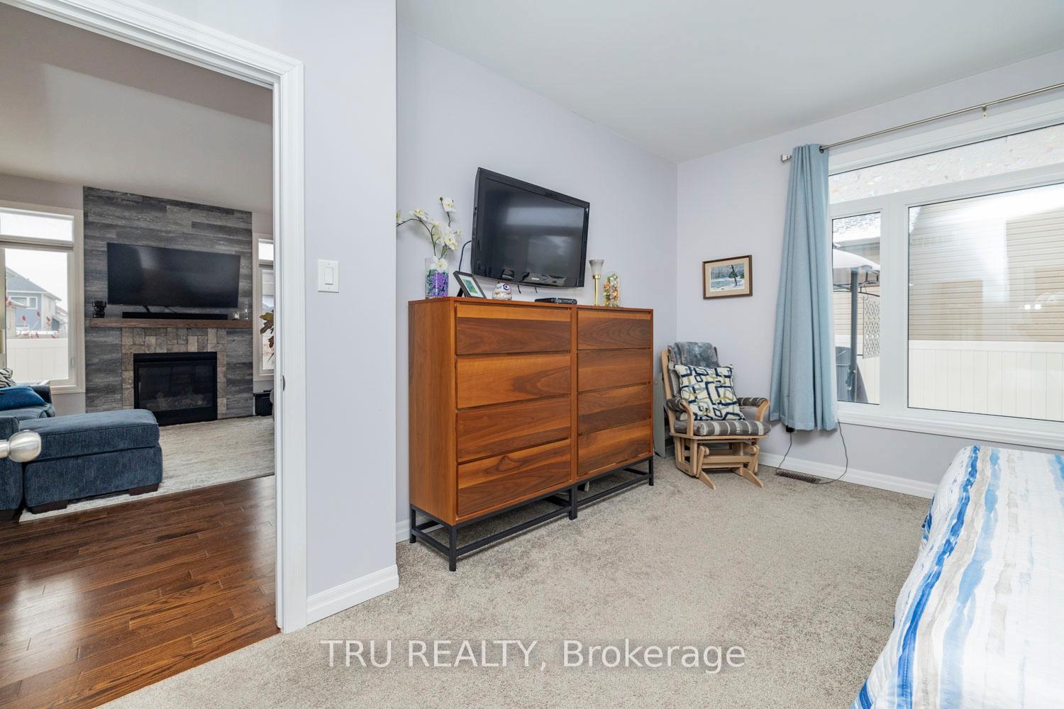 Photo 23 of 713 Spring Valley Drive, Ottawa, Mer Bleue/Bradley Estates/Anderson Park — HOMEH