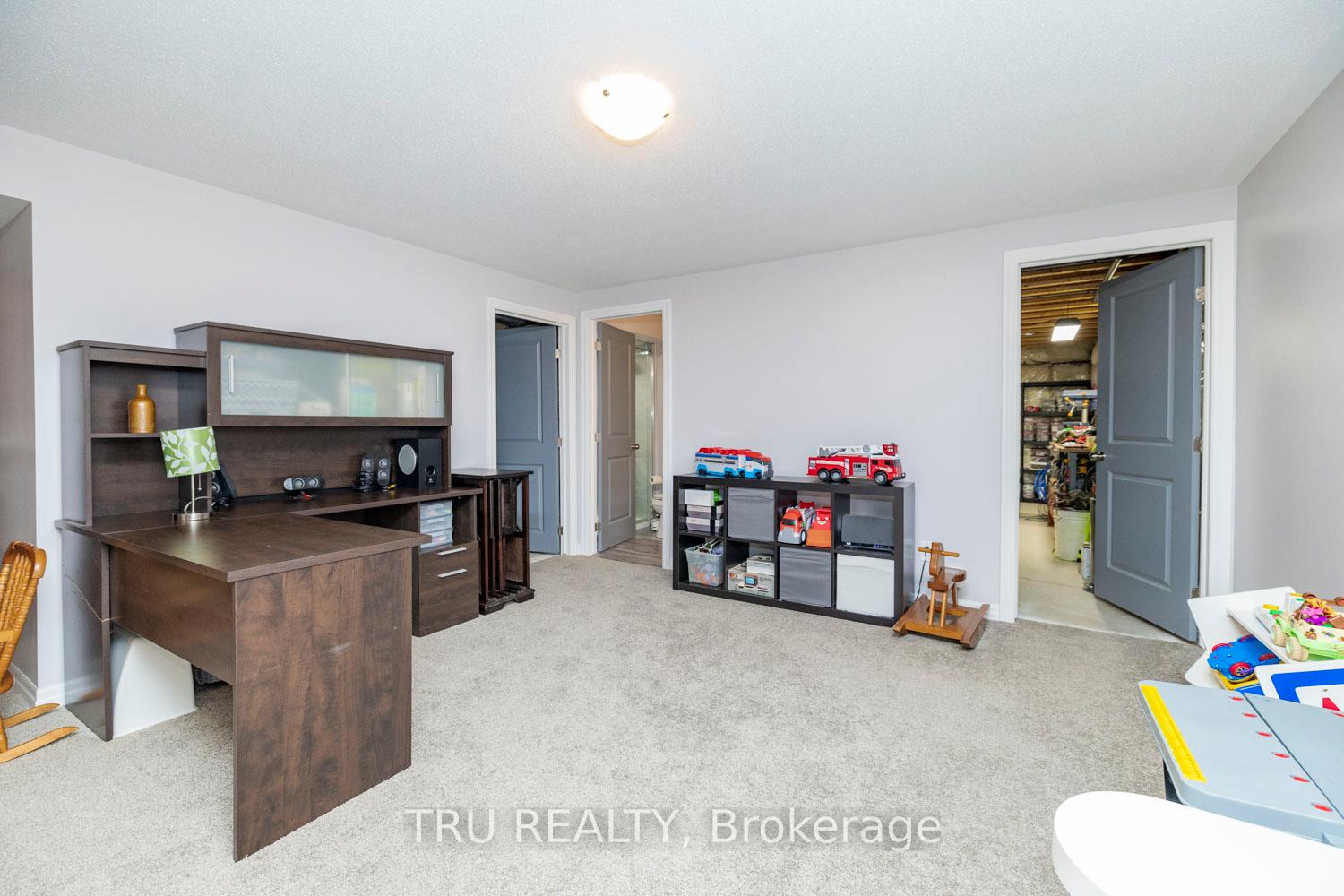 Photo 31 of 713 Spring Valley Drive, Ottawa, Mer Bleue/Bradley Estates/Anderson Park — HOMEH