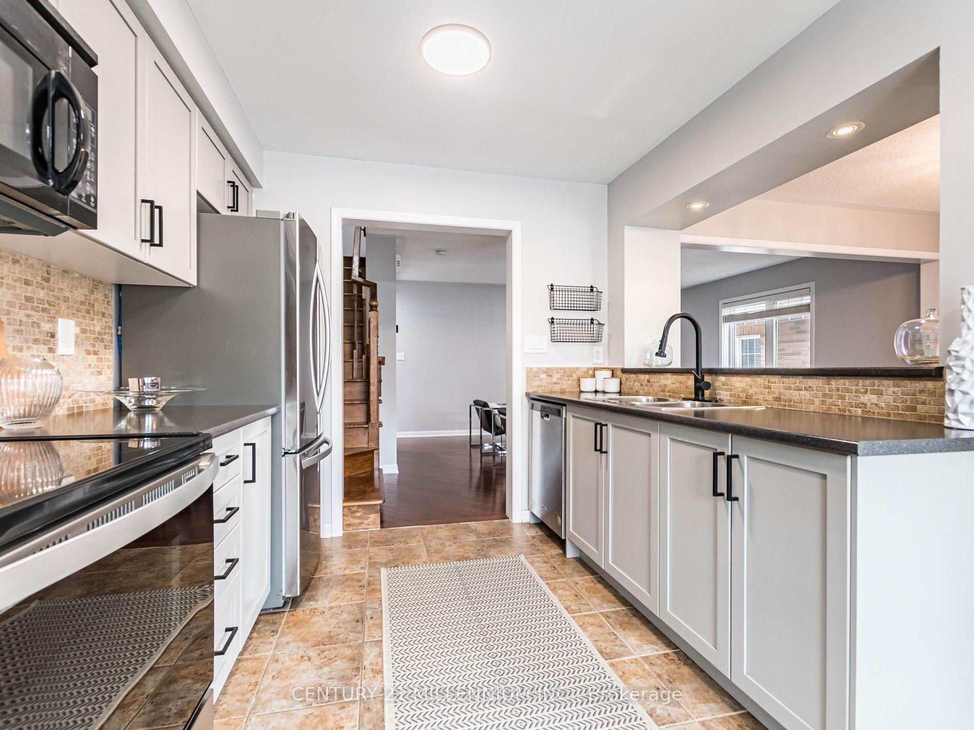 Photo 6 of 260 Wetenhall Landing, Milton, Harrison — HOMEH