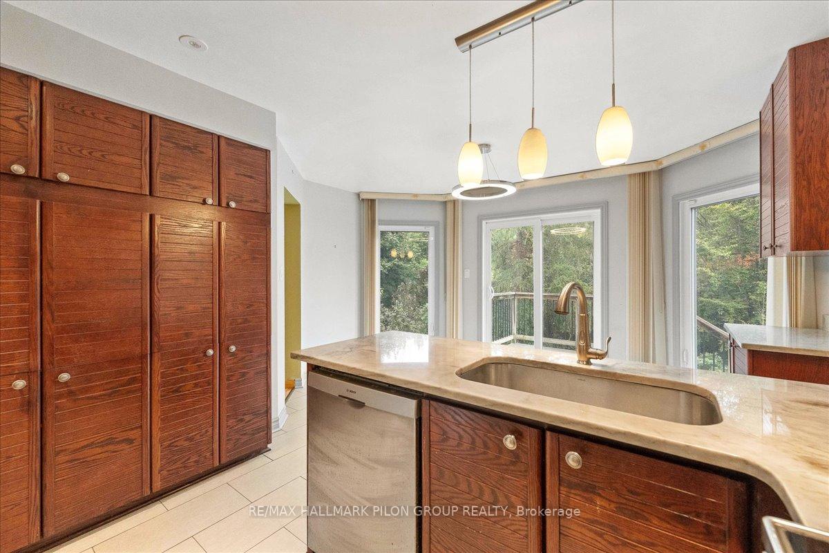Photo 7 of 1623 Sunview Drive, Ottawa, Orleans/Sunridge — HOMEH
