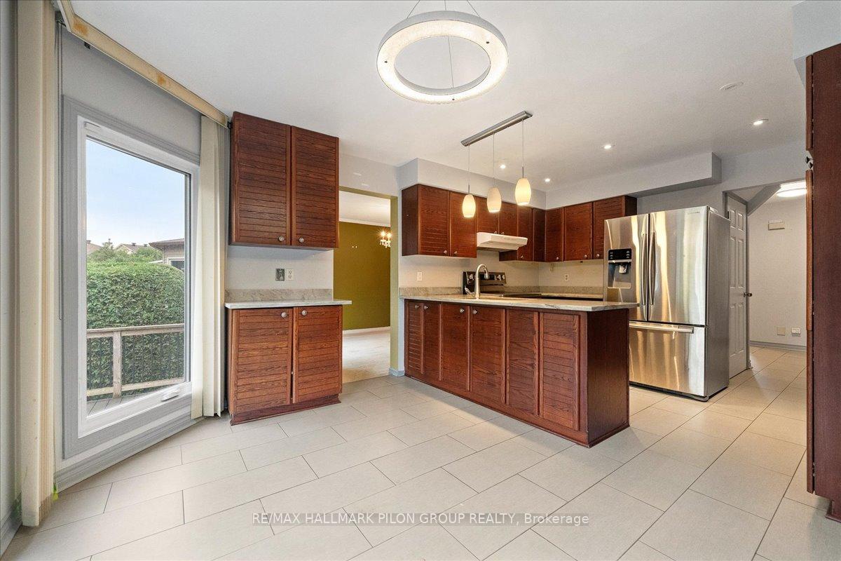 Photo 9 of 1623 Sunview Drive, Ottawa, Orleans/Sunridge — HOMEH