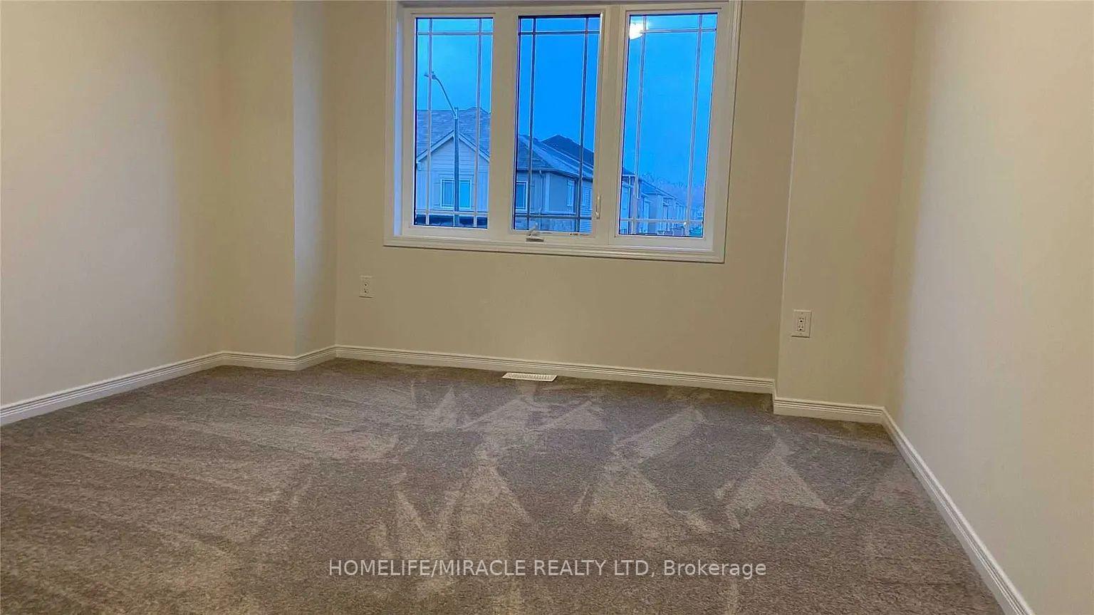 Photo 16 of 7648 tupelo Crescent, Niagara Falls, Brown — HOMEH
