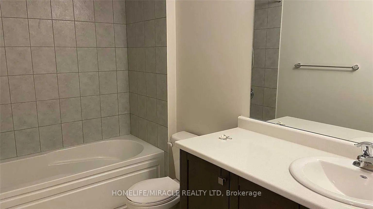 Photo 19 of 7648 tupelo Crescent, Niagara Falls, Brown — HOMEH