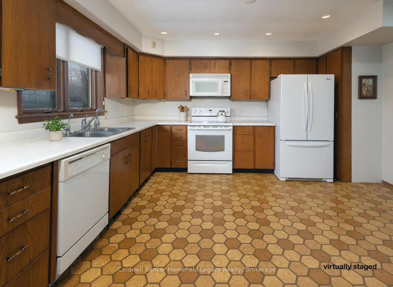 Photo 10 of 4920 Line 10 E, Perth South, Blanshard — HOMEH
