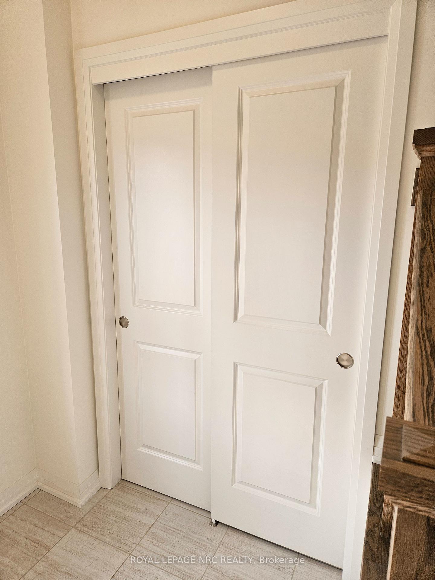 Photo 5 of 50 Samuel Avenue, Pelham, Fonthill — HOMEH