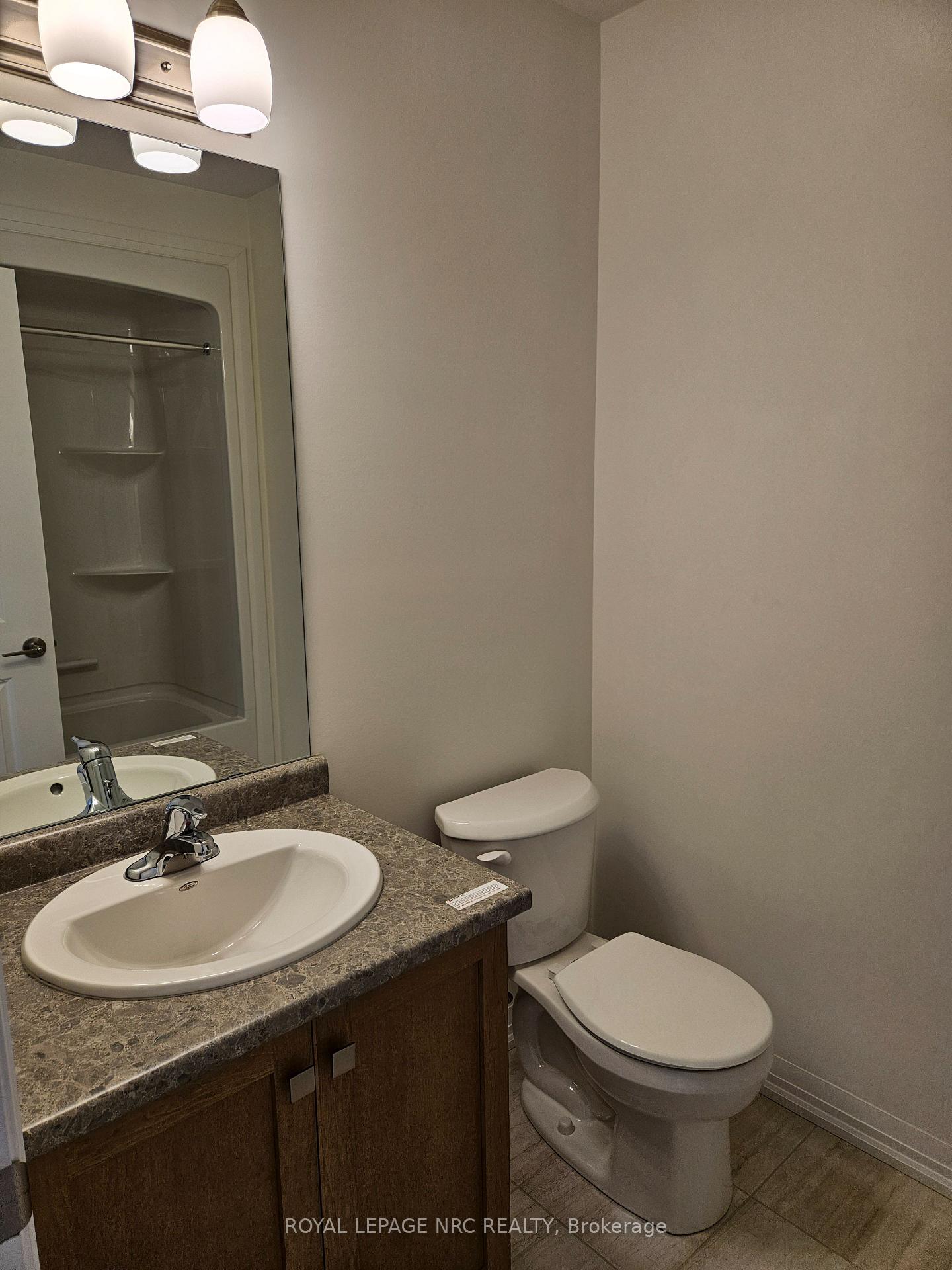 Photo 24 of 50 Samuel Avenue, Pelham, Fonthill — HOMEH