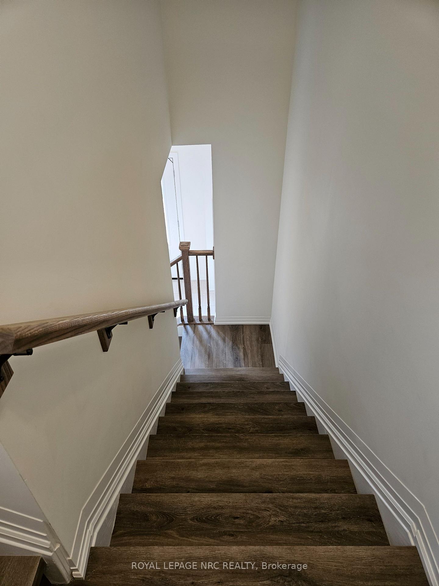 Photo 31 of 50 Samuel Avenue, Pelham, Fonthill — HOMEH