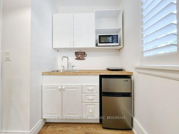 Photo 7 of 6039 Symmes Street, Niagara Falls, Dorchester — HOMEH