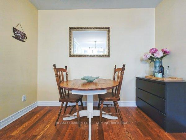 Photo 13 of 6039 Symmes Street, Niagara Falls, Dorchester — HOMEH