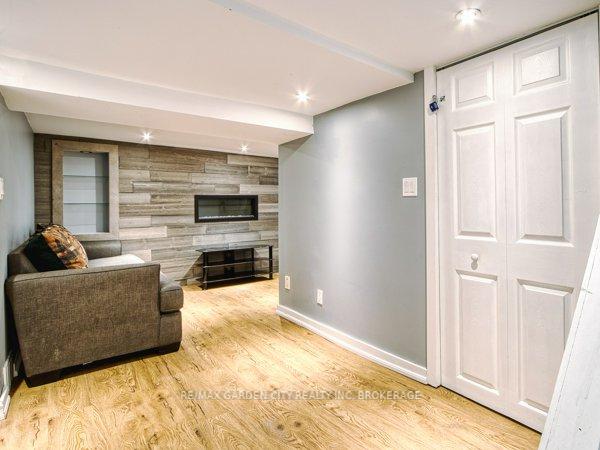 Photo 28 of 6039 Symmes Street, Niagara Falls, Dorchester — HOMEH