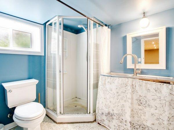 Photo 31 of 6039 Symmes Street, Niagara Falls, Dorchester — HOMEH