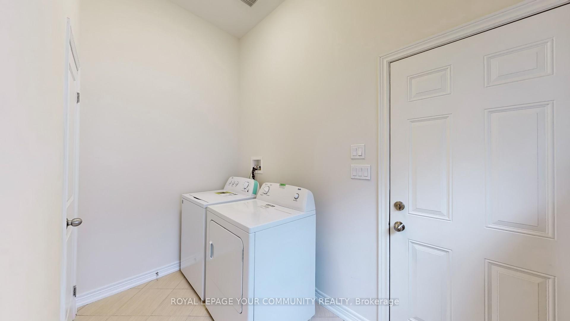 Photo 21 of 606 Haylook Gardens, Peterborough, Northcrest Ward 5 — HOMEH