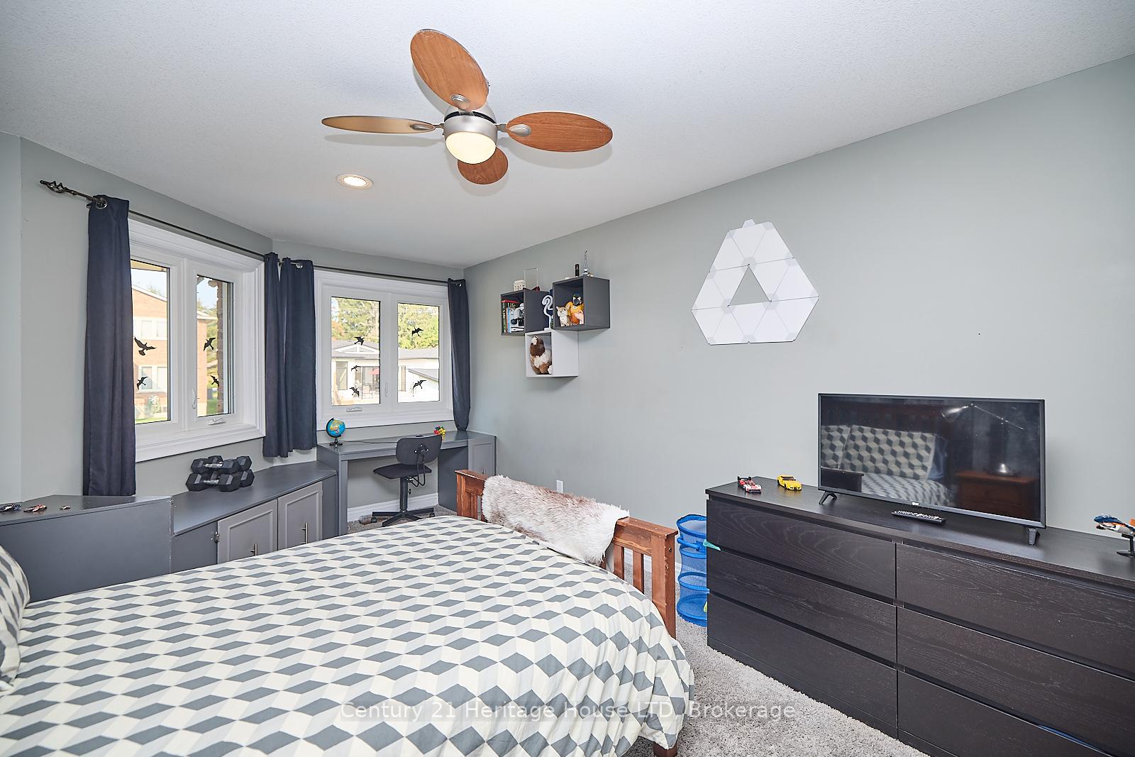 Photo 24 of 14 Brookfield Court, Pelham, Fonthill — HOMEH