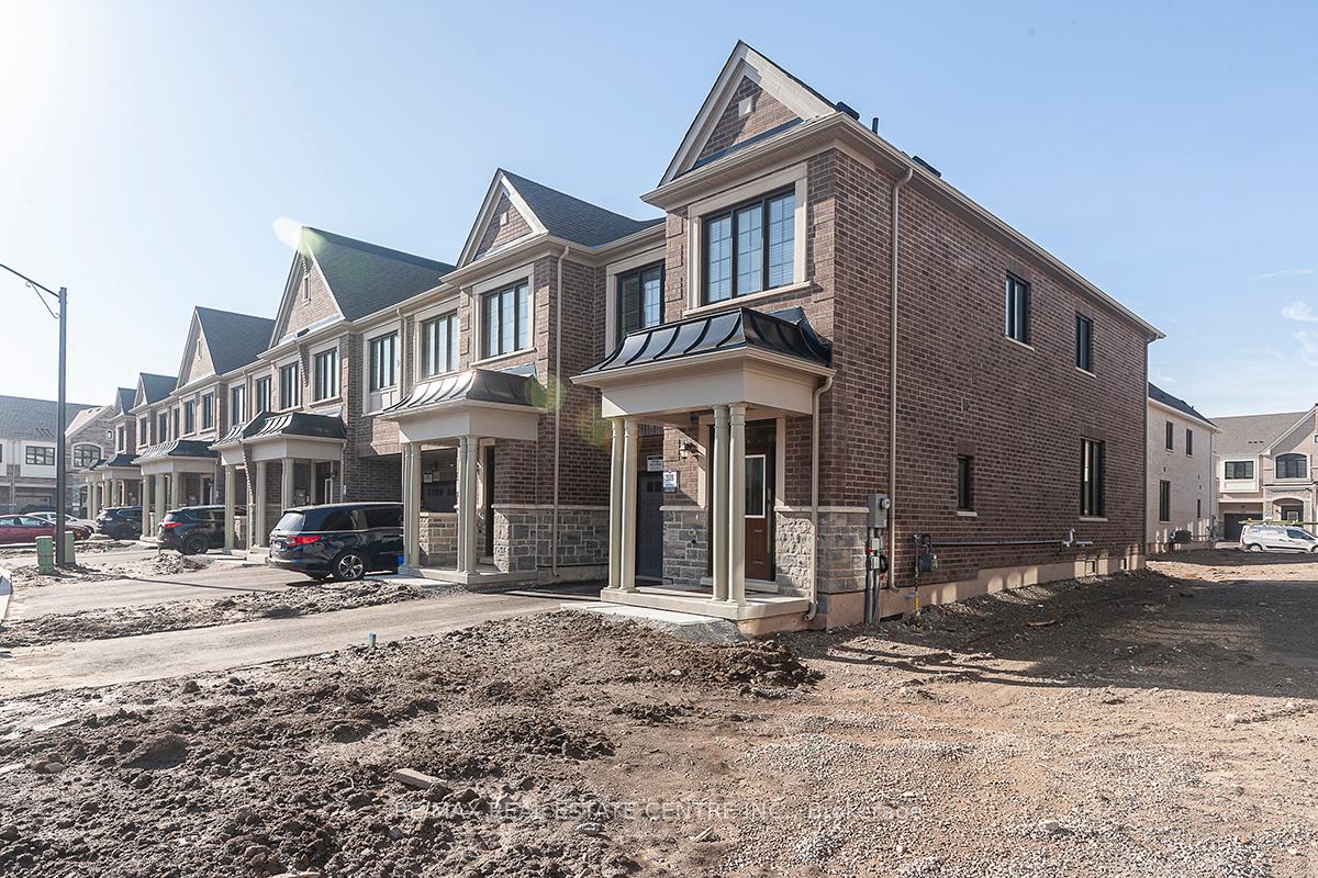 Front of 1458 Watercress way