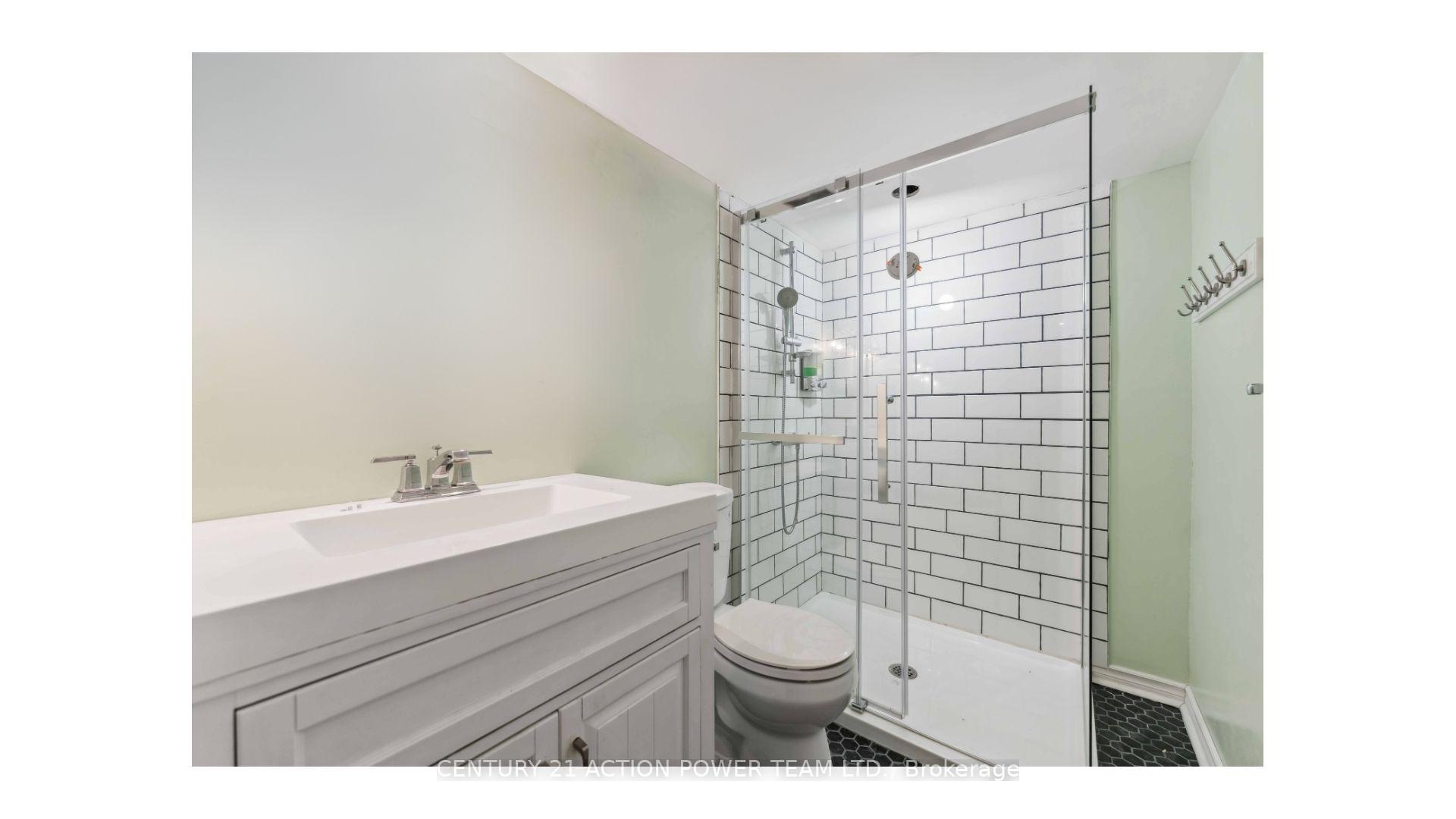 Photo 36 of 831 Contour Street, Ottawa, Mer Bleue/Bradley Estates/Anderson Park — HOMEH