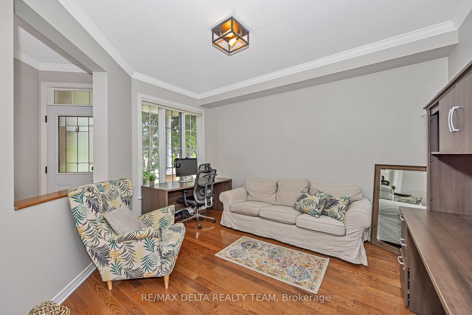 Photo 5 of 1922 Lobelia Way, Ottawa, Springridge/East Village — HOMEH