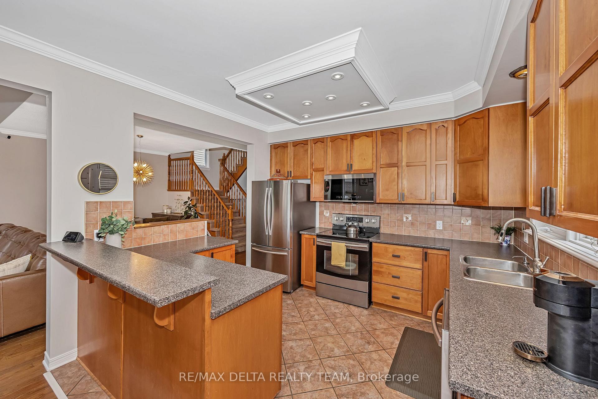 Photo 11 of 1922 Lobelia Way, Ottawa, Springridge/East Village — HOMEH