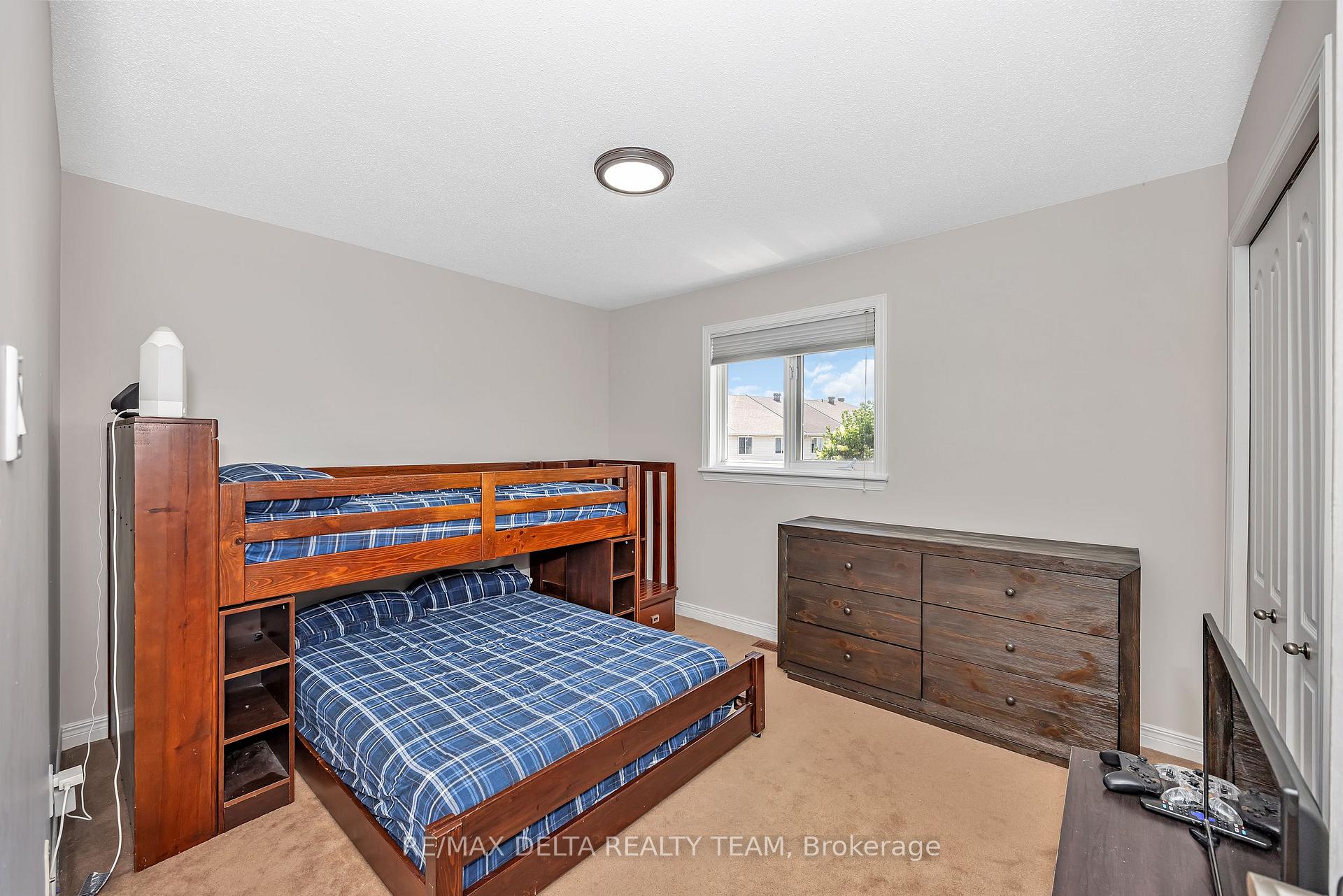 Photo 22 of 1922 Lobelia Way, Ottawa, Springridge/East Village — HOMEH
