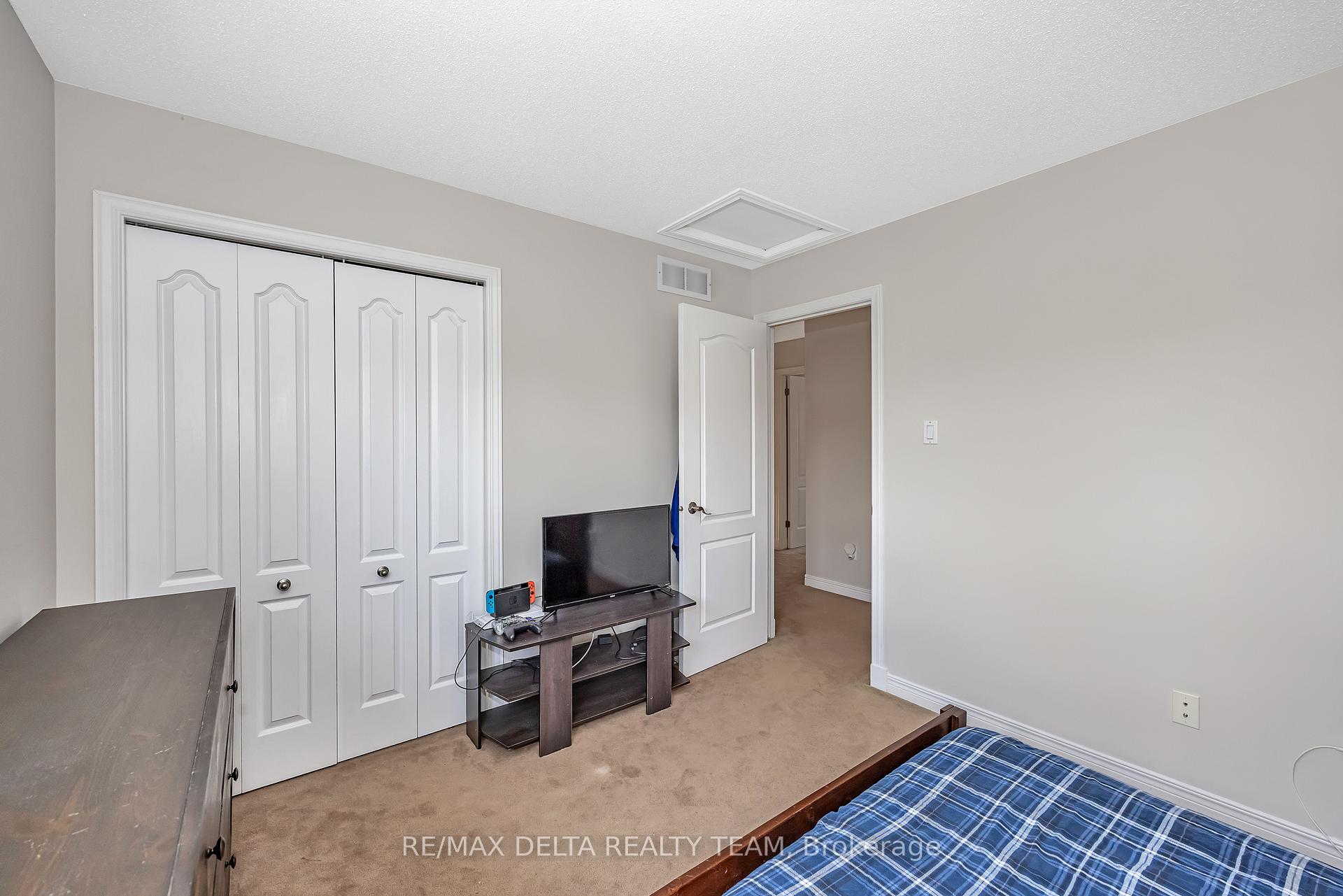 Photo 23 of 1922 Lobelia Way, Ottawa, Springridge/East Village — HOMEH