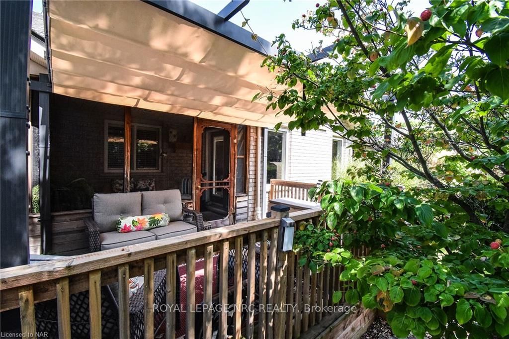 Photo 27 of 32 Stonegate Place, Pelham, Fonthill — HOMEH