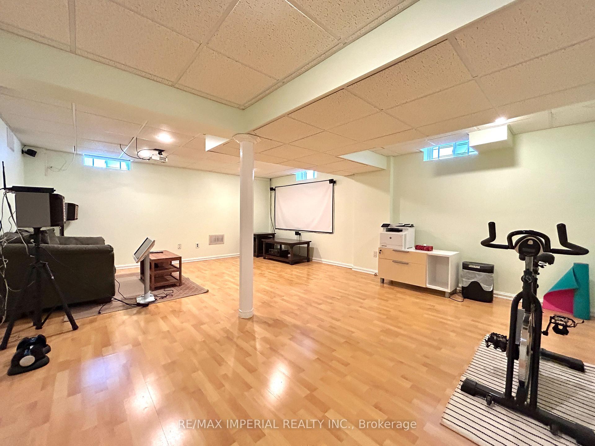 Photo 23 of 253 Featherstone Road N, Milton, Dempsey — HOMEH