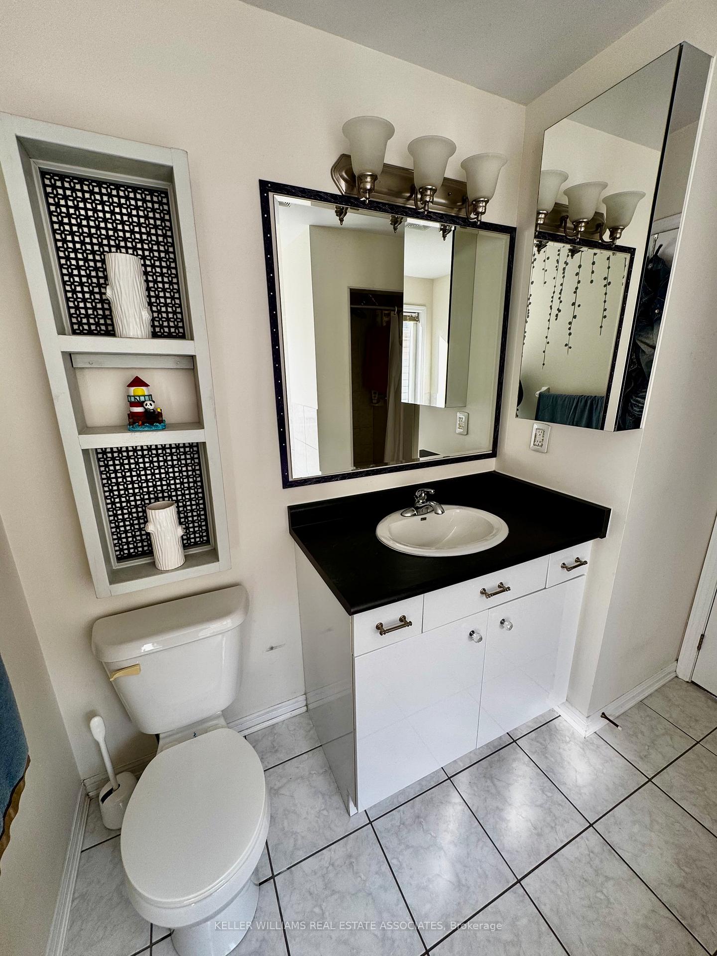 Photo 15 of 1058 Farmstead Drive, Milton, Willmott — HOMEH