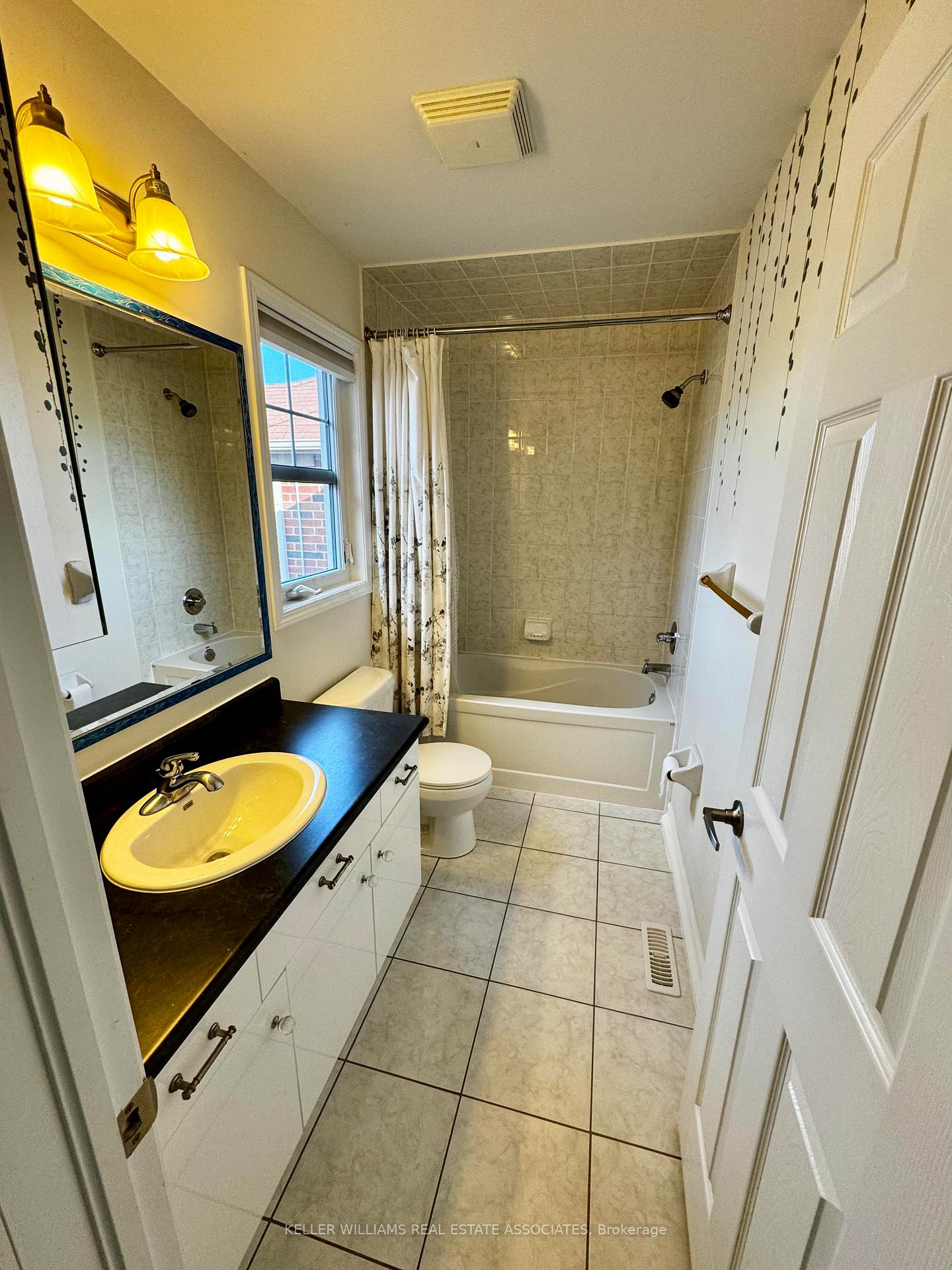 Photo 21 of 1058 Farmstead Drive, Milton, Willmott — HOMEH