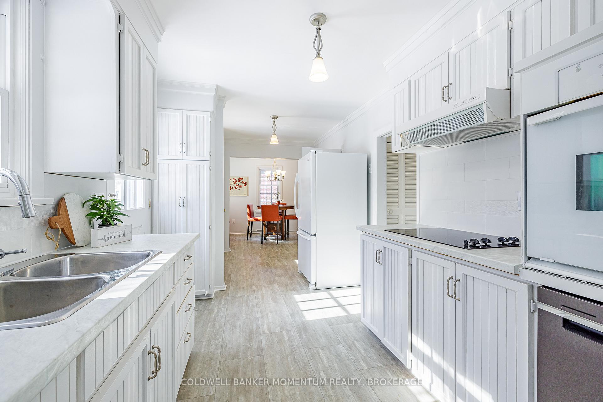 Photo 9 of 24 Damude Drive, Pelham, Fonthill — HOMEH