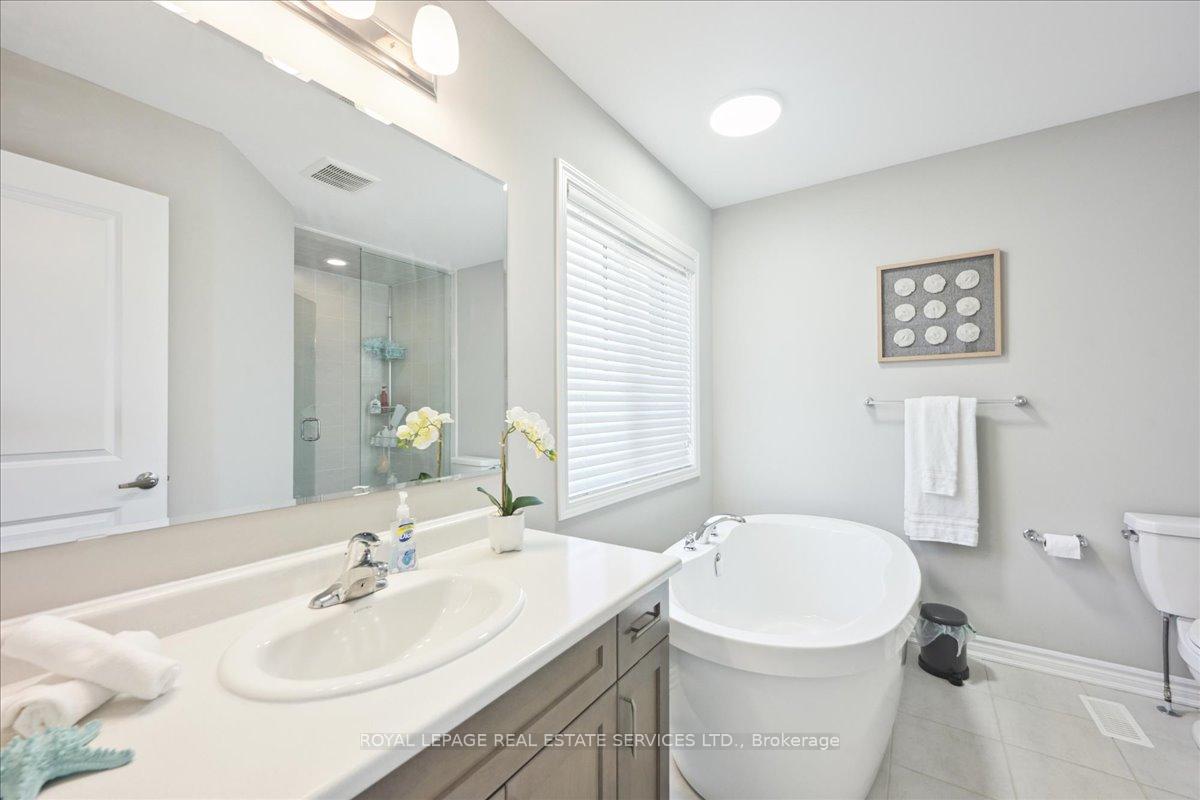 Photo 26 of 1335 Rose Way, Milton, Cobban — HOMEH