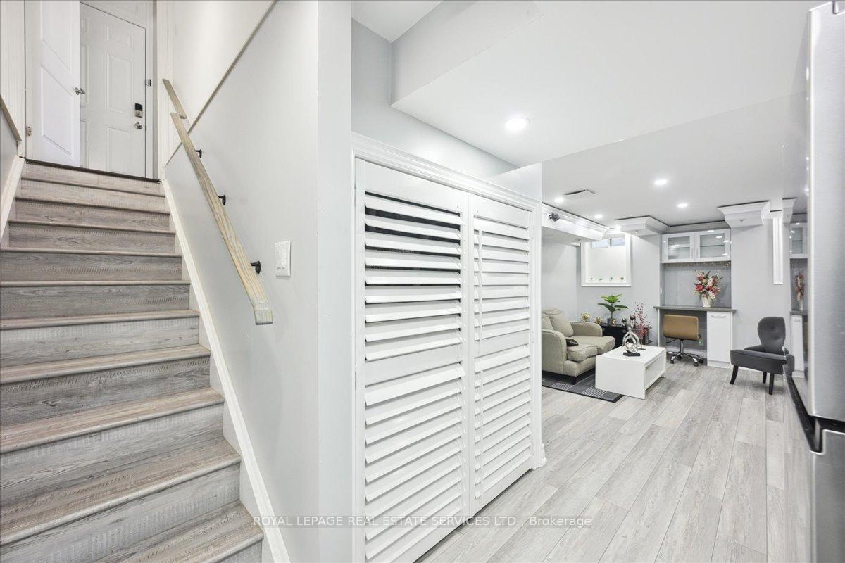 Photo 31 of 1335 Rose Way, Milton, Cobban — HOMEH