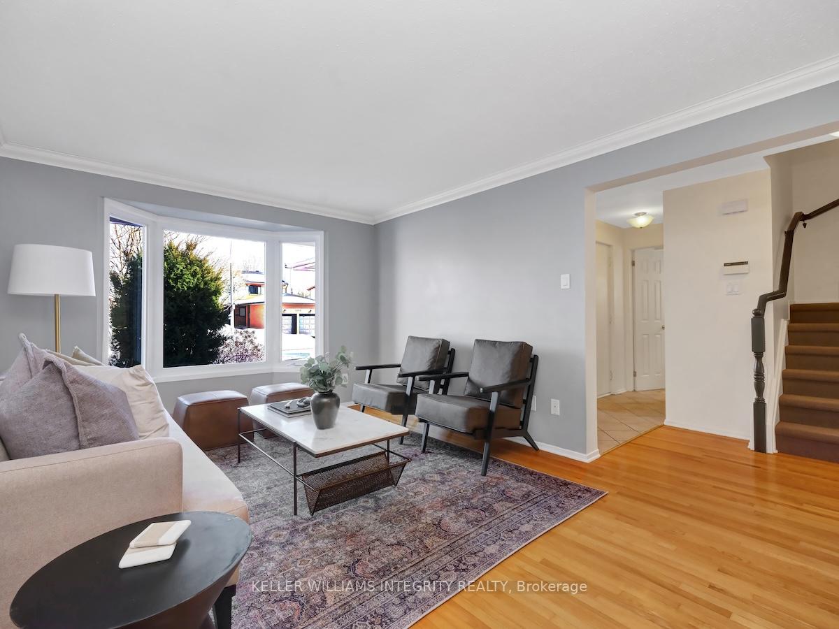 Photo 3 of 1666 Des Broussailles Terrace, Ottawa, Chapel Hill — HOMEH
