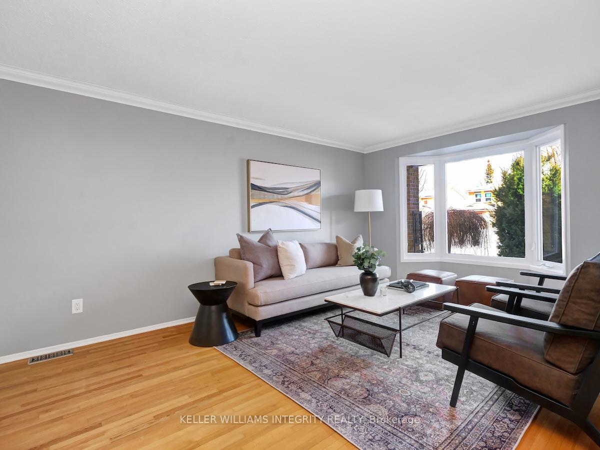Photo 5 of 1666 Des Broussailles Terrace, Ottawa, Chapel Hill — HOMEH