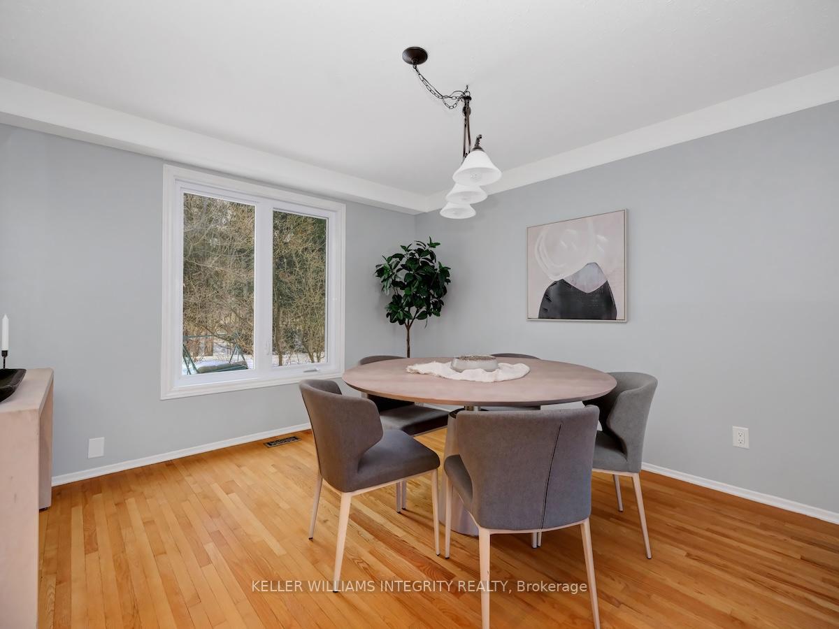 Photo 10 of 1666 Des Broussailles Terrace, Ottawa, Chapel Hill — HOMEH