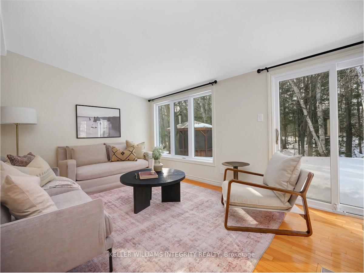 Photo 18 of 1666 Des Broussailles Terrace, Ottawa, Chapel Hill — HOMEH