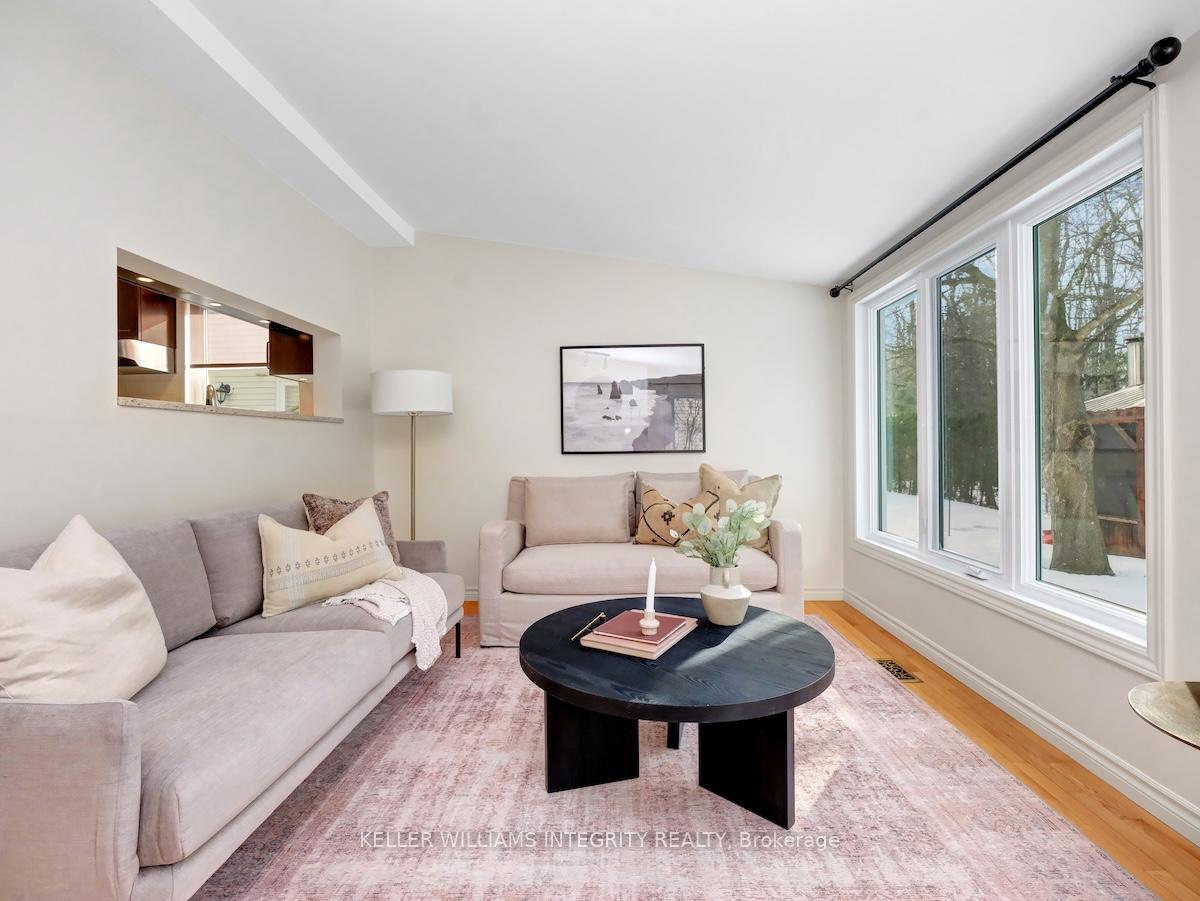 Photo 19 of 1666 Des Broussailles Terrace, Ottawa, Chapel Hill — HOMEH