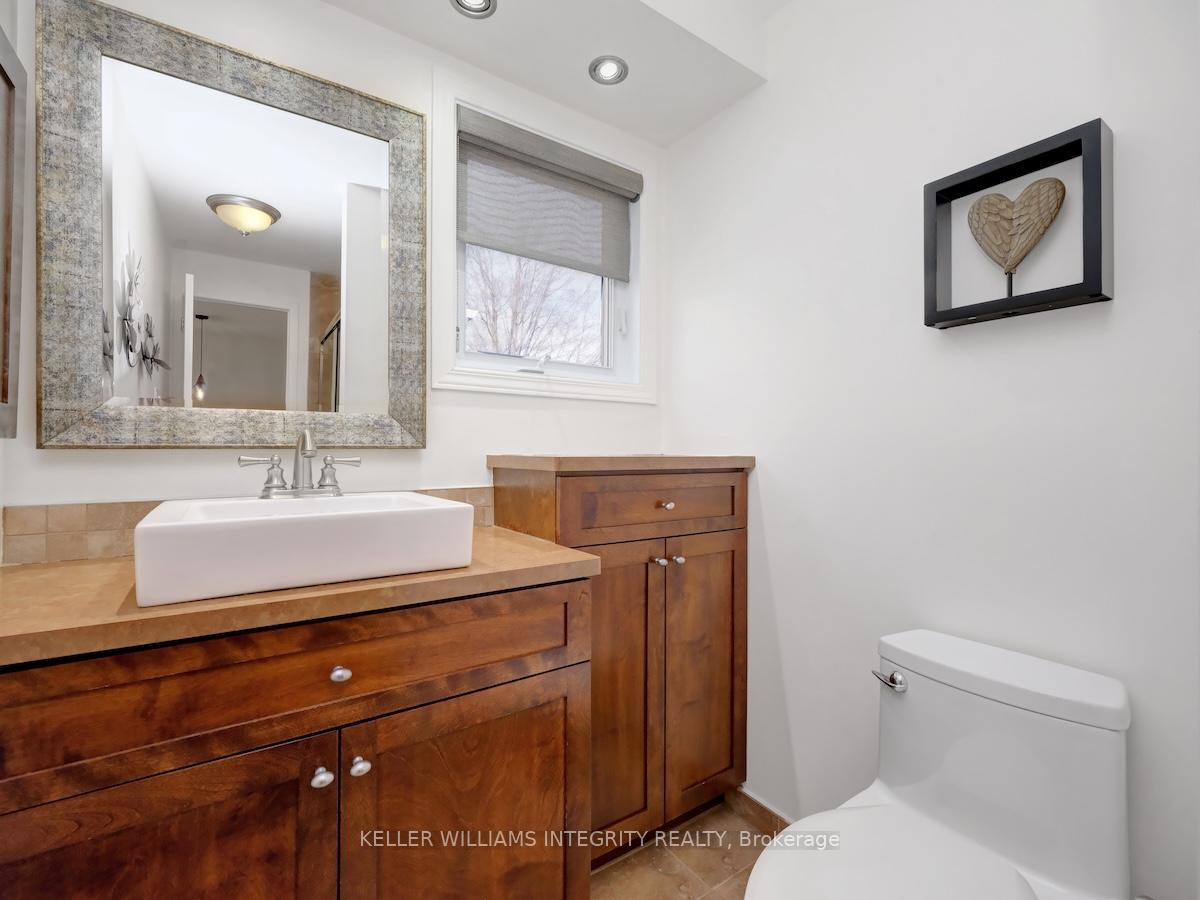 Photo 31 of 1666 Des Broussailles Terrace, Ottawa, Chapel Hill — HOMEH
