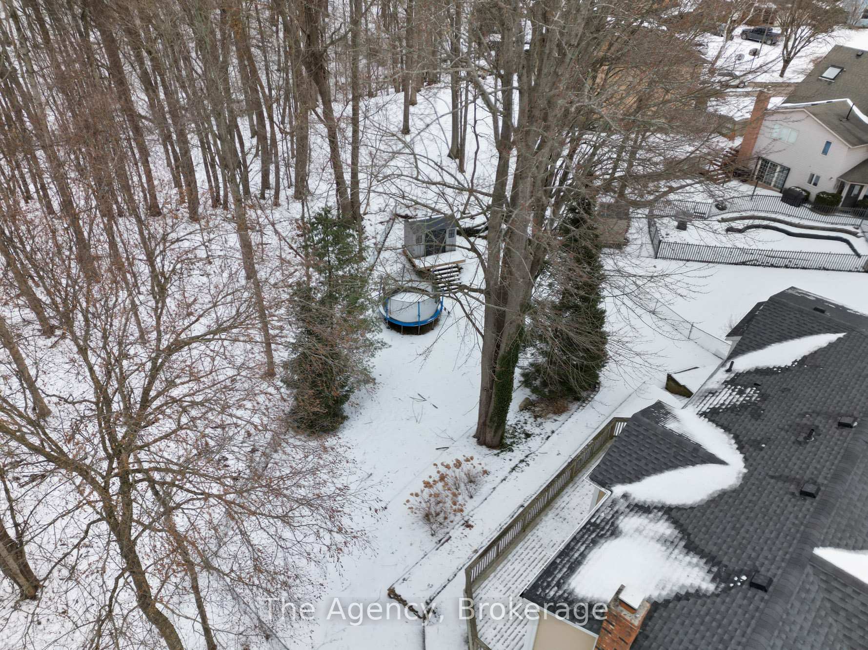 Photo 4 of 11 Vista Drive, Pelham, Fonthill — HOMEH