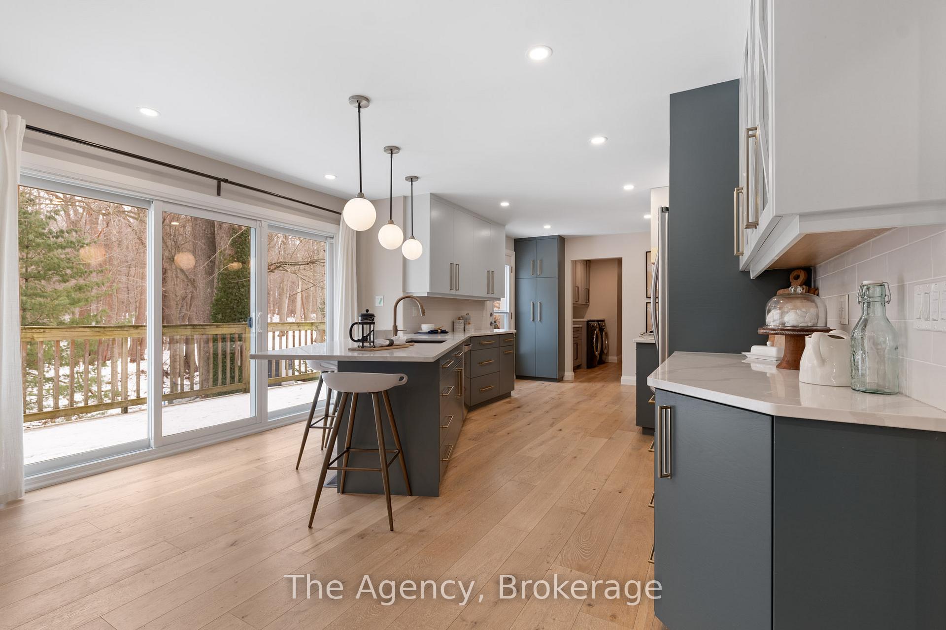 Photo 10 of 11 Vista Drive, Pelham, Fonthill — HOMEH