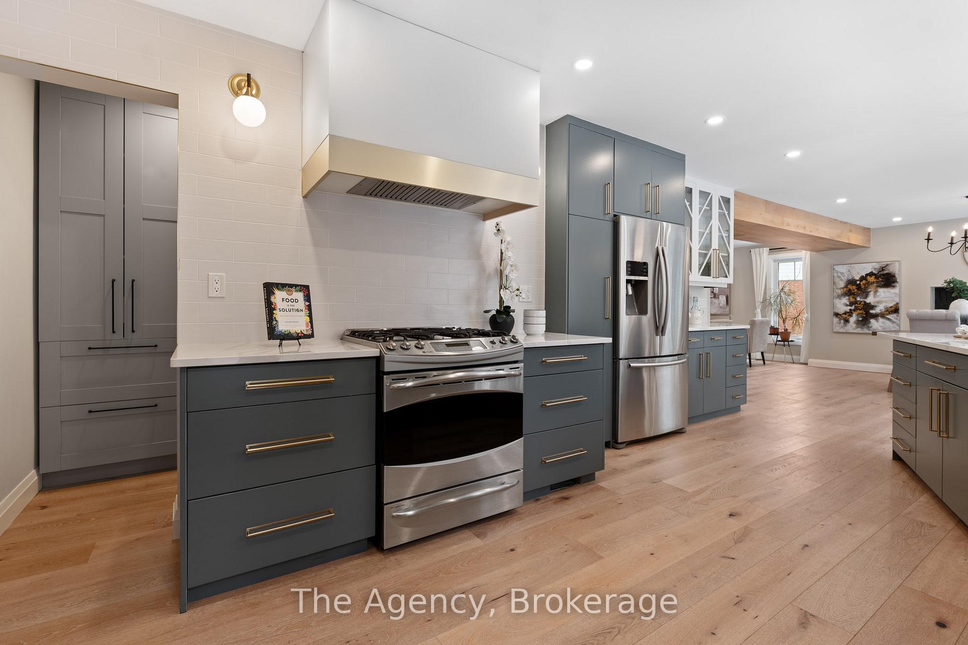 Photo 11 of 11 Vista Drive, Pelham, Fonthill — HOMEH
