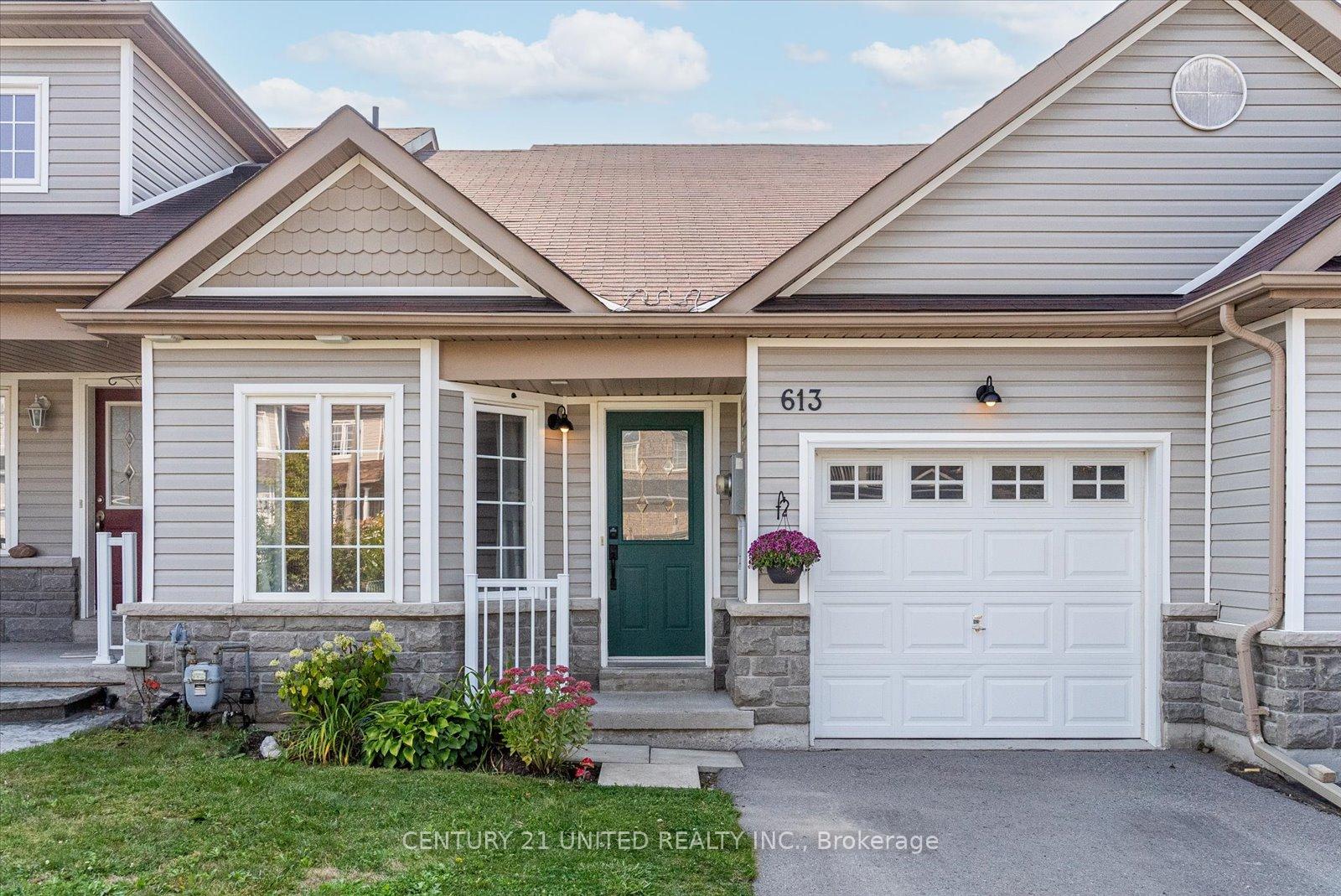 Photo 1 of 613 Tully Crescent, Peterborough, Monaghan Ward 2 — HOMEH