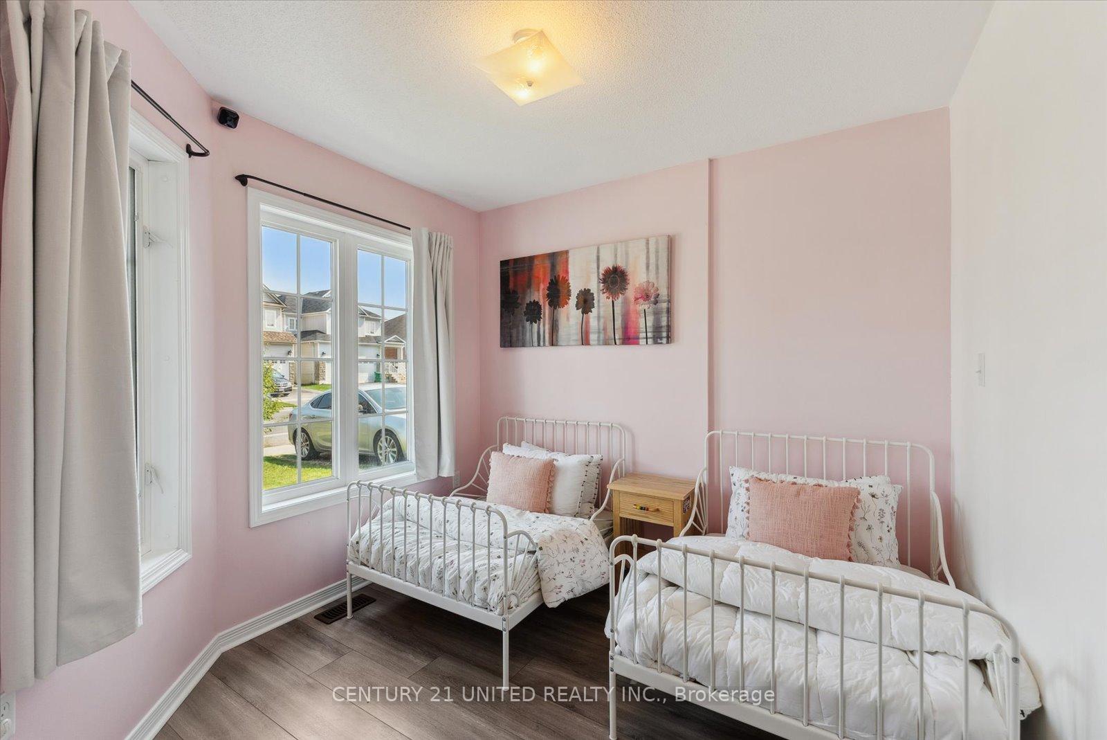 Photo 27 of 613 Tully Crescent, Peterborough, Monaghan Ward 2 — HOMEH