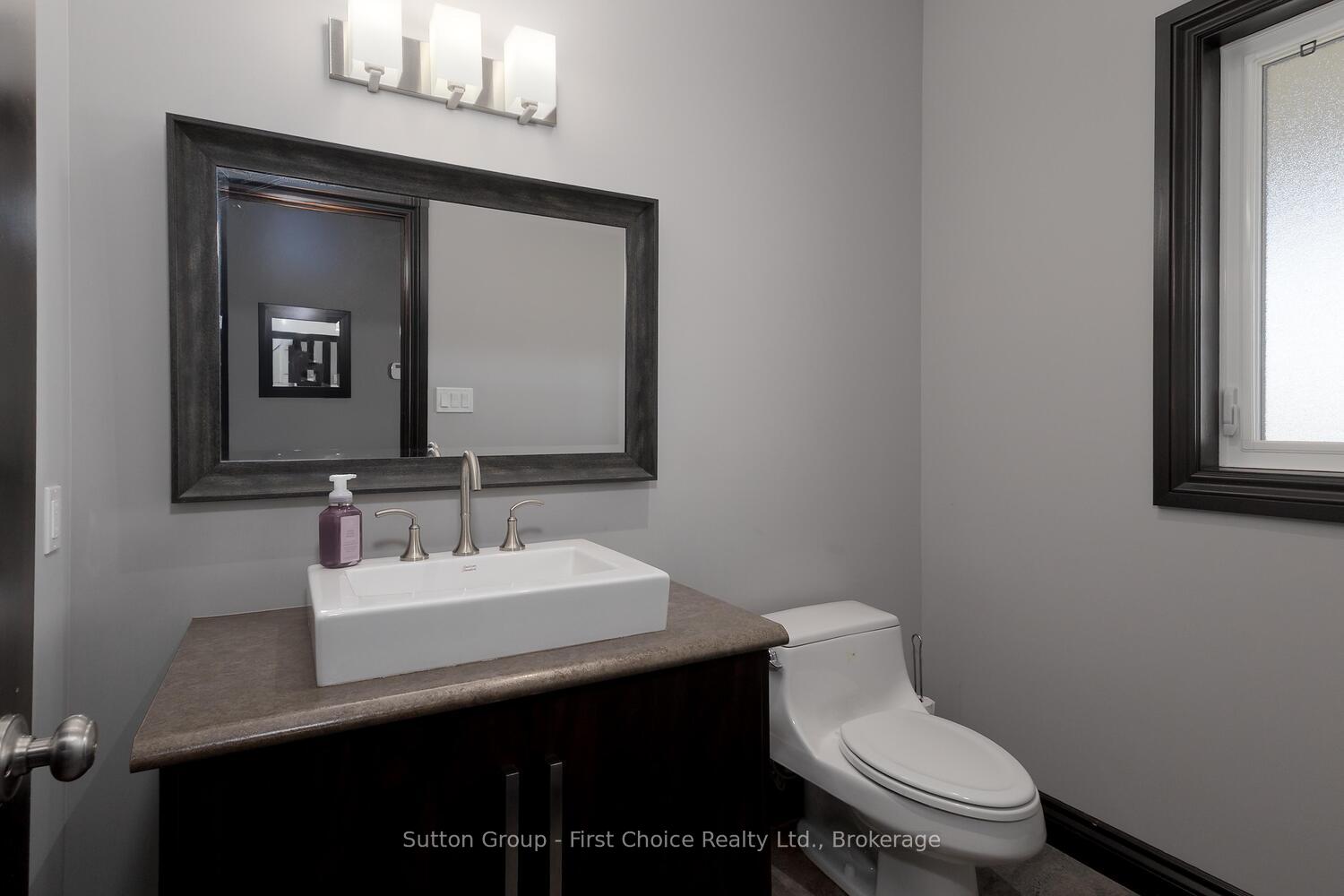 Photo 12 of 3321 Perth Road 140, Perth South, Downie — HOMEH