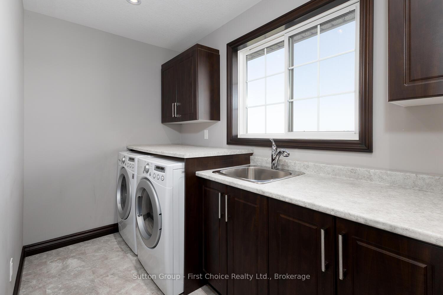 Photo 20 of 3321 Perth Road 140, Perth South, Downie — HOMEH